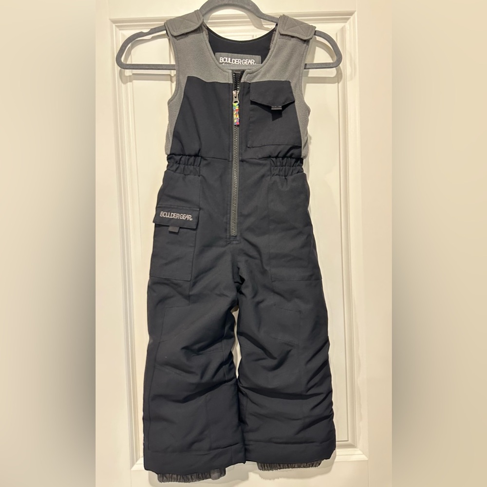 BOULDER GEAR NESTER TODDLER
BIB SZ 4 YRS
